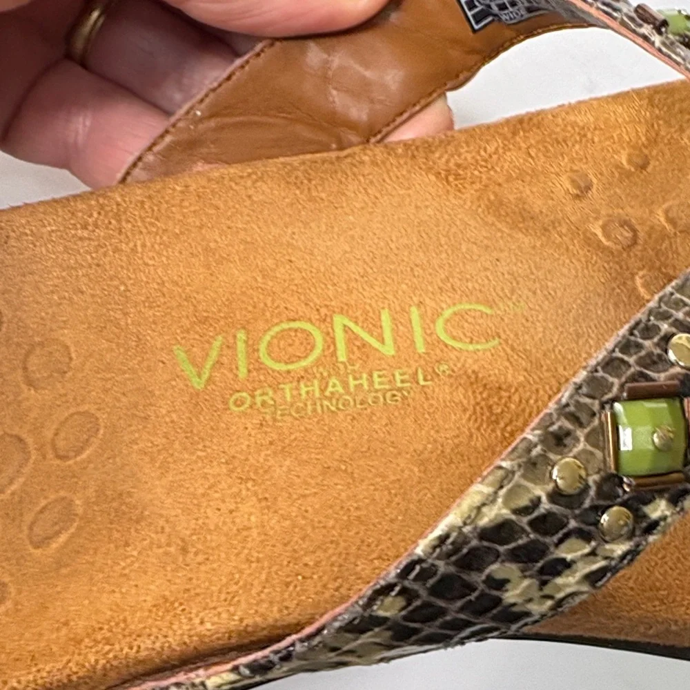 Vionic Floriana Bead Reptile and Embellished Thong Olive Sandals